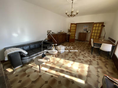 Maison - 93 m² - 4 pièces