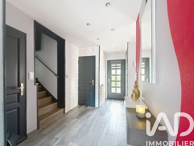 Maison - 102 m² - 5 pièces