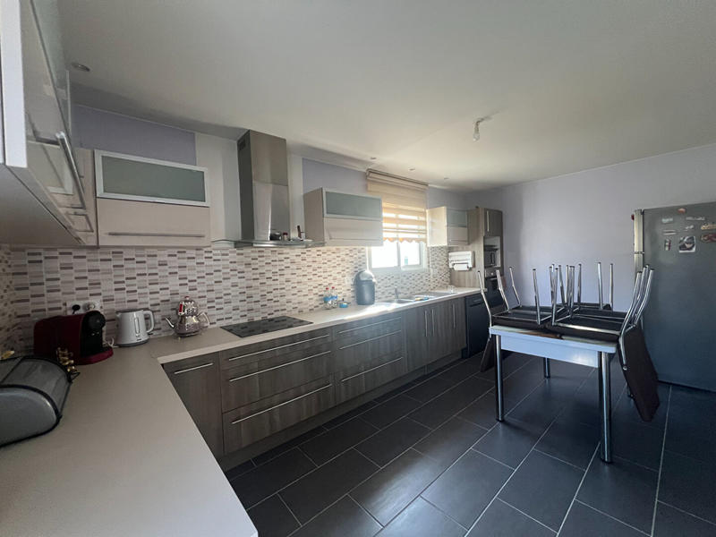 Maison - 148 m² - 5 pièces