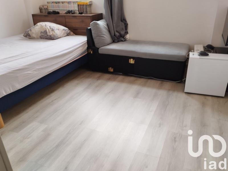 Maison - 180 m² - 12 pièces