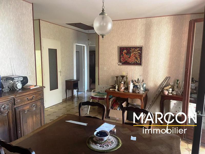 Maison - 104 m² - 4 pièces