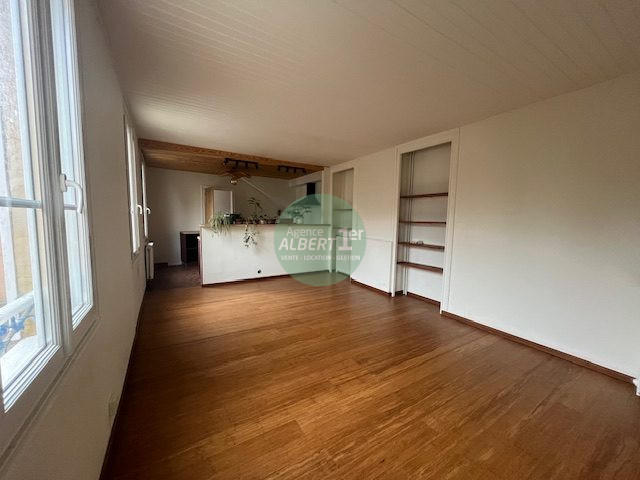 Maison - 122 m² - 5 pièces