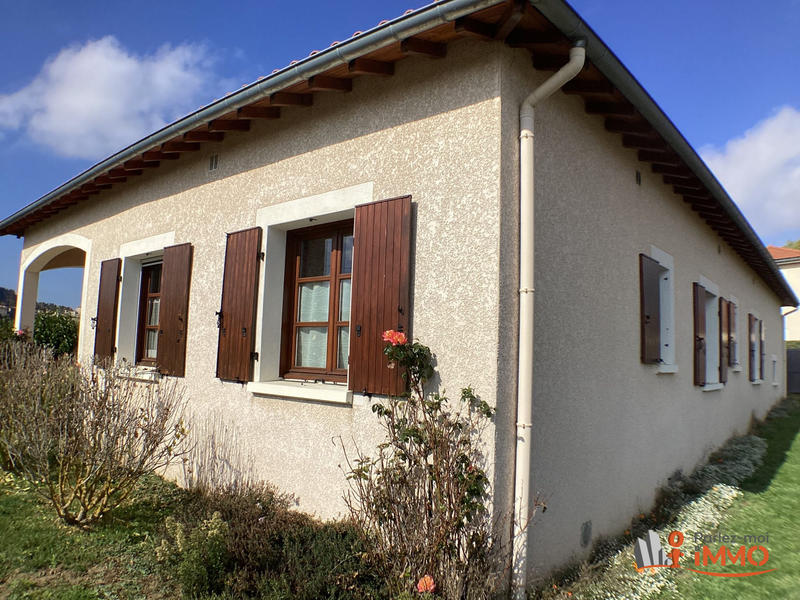 Maison - 110 m² - 4 pièces