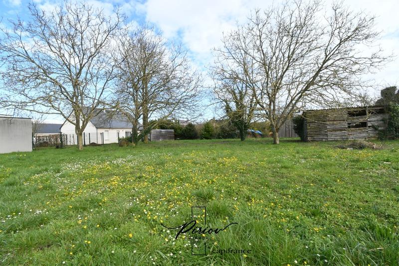 Terrain constructible - 799 m²