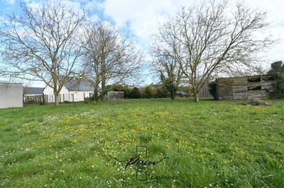 Terrain constructible - 799 m²