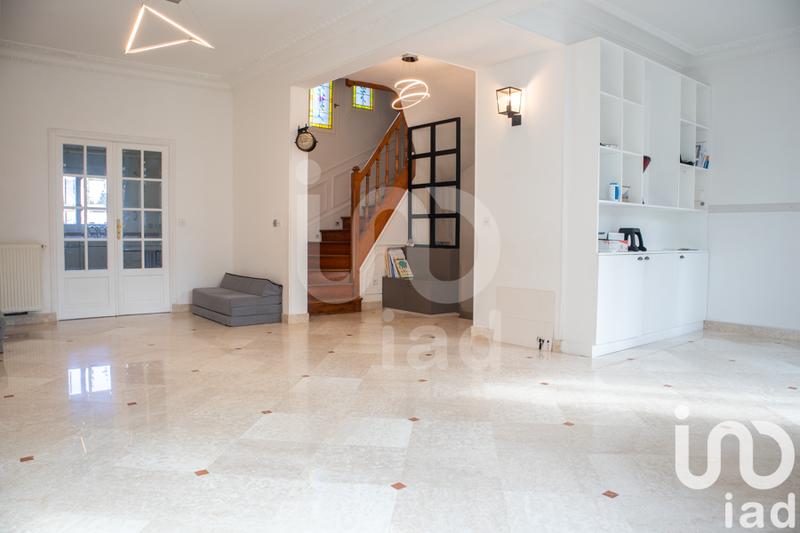 Maison - 164 m² - 7 pièces