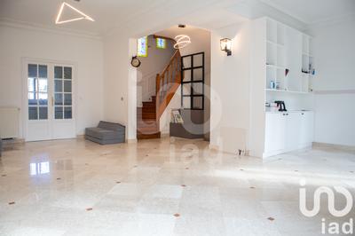 Maison - 164 m² - 7 pièces