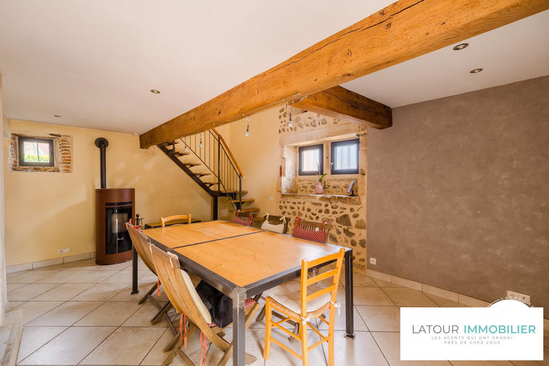 Maison - 220 m² - 10 pièces