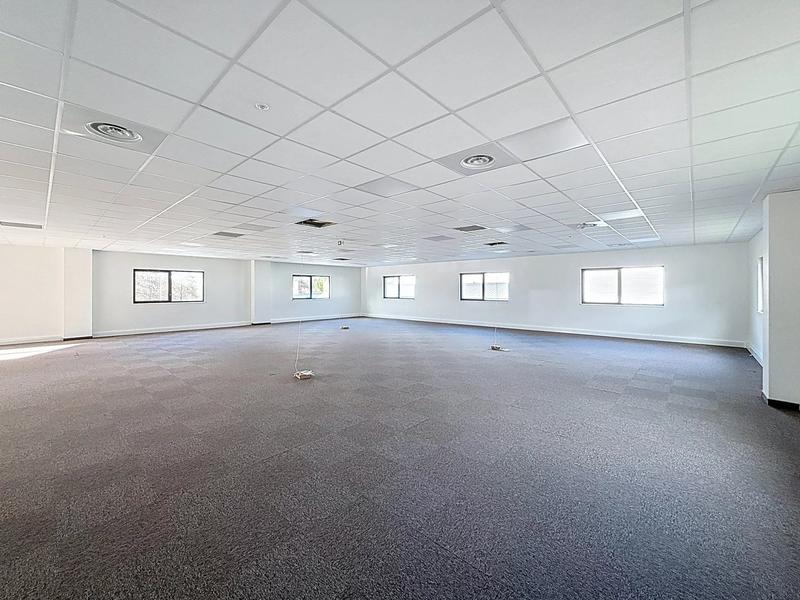 Bureau - 150 m² - 1 pièce