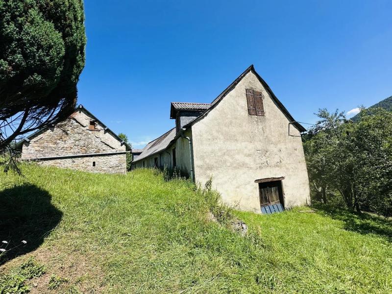 Propriété - 160 m² - 8 pièces