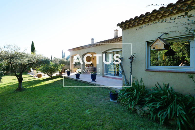 Maison - 209 m² - 6 pièces