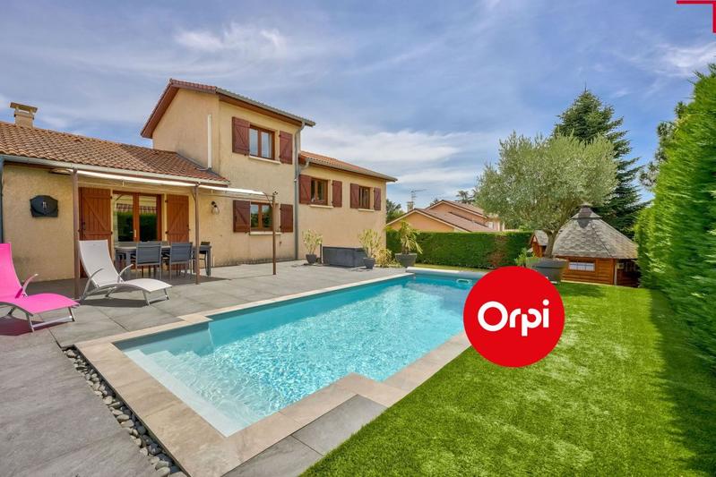 Maison - 106 m² - 5 pièces