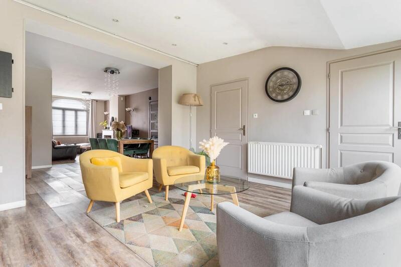 Maison - 160 m² - 7 pièces