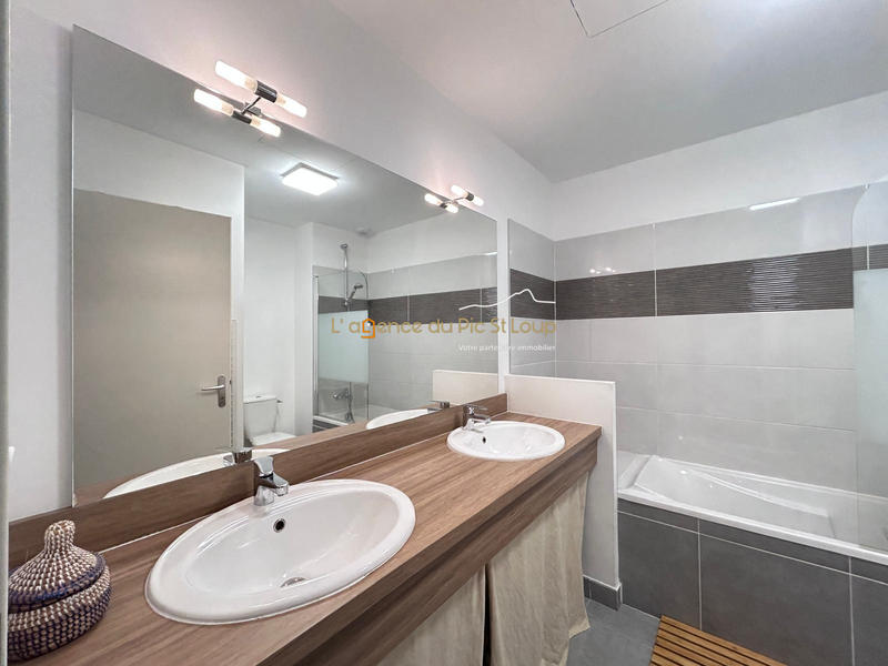 Villa - 84 m² - 4 pièces