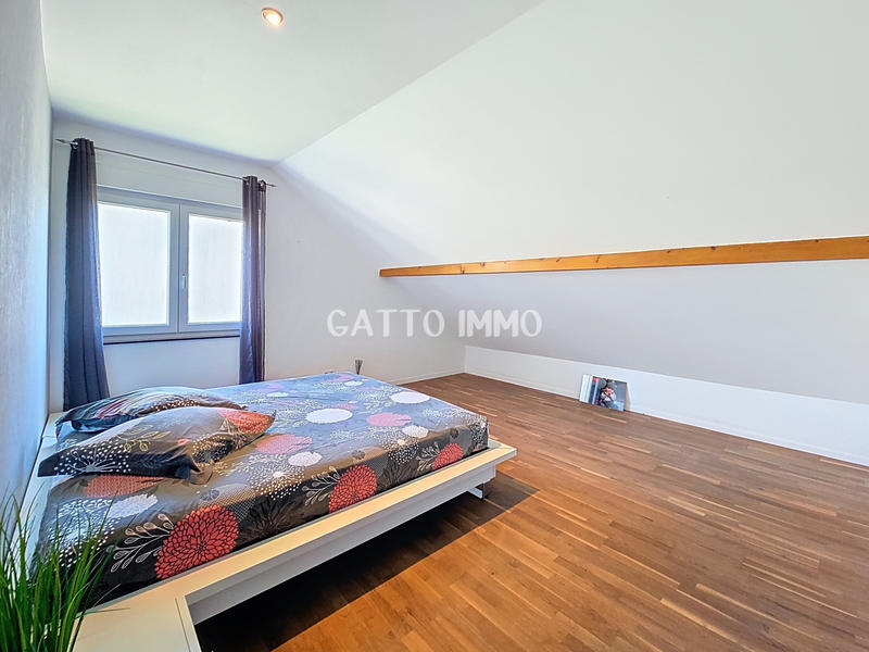 Villa - 311 m² - 7 pièces