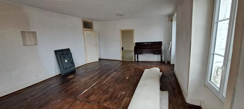 Appartement - 93 m² - 3 pièces