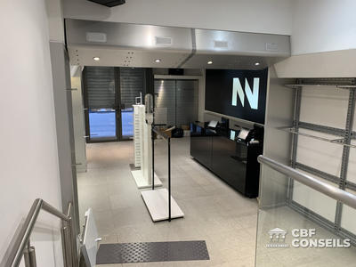 Local commercial - 186 m²