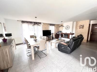 Maison - 104 m² - 6 pièces