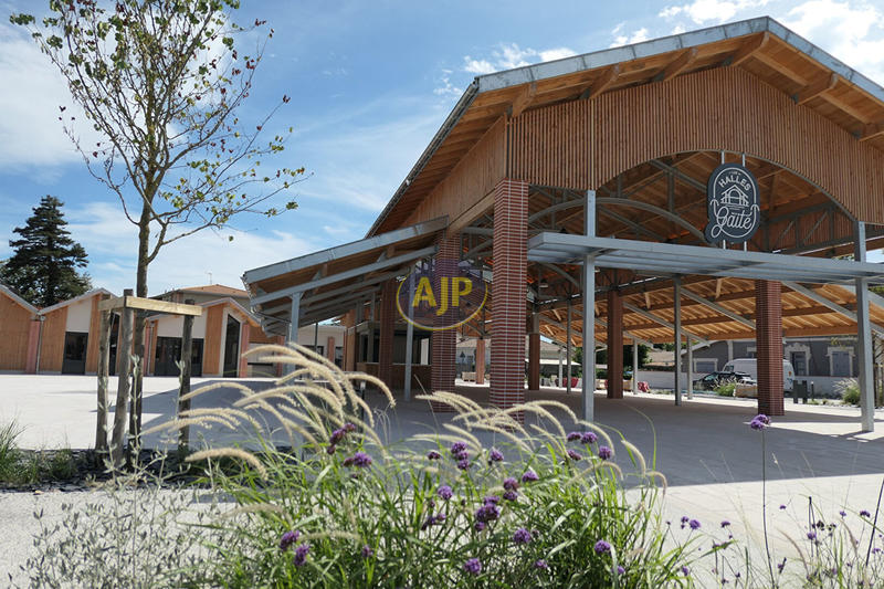 Local commercial - 61 m²