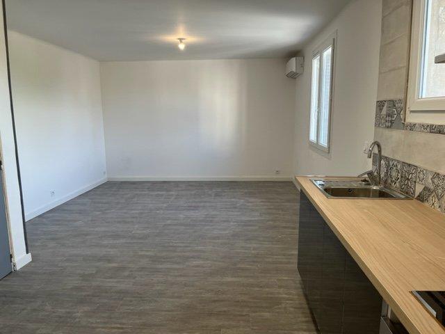 Studio - 28 m² - 1 pièce