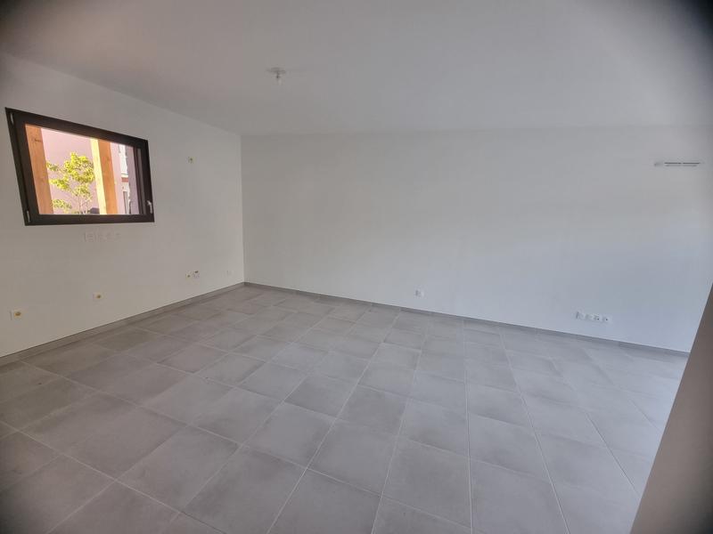 Maison - 76 m² - 3 pièces