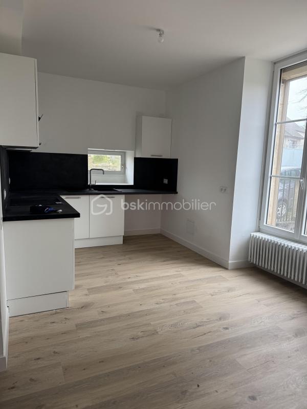 Maison ancienne - 261 m² - 10 pièces