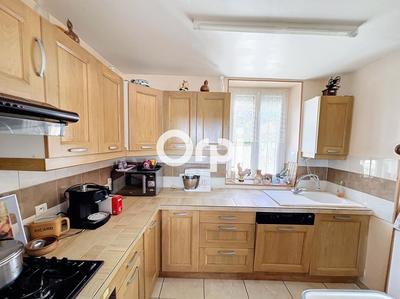 Maison - 143 m² - 6 pièces