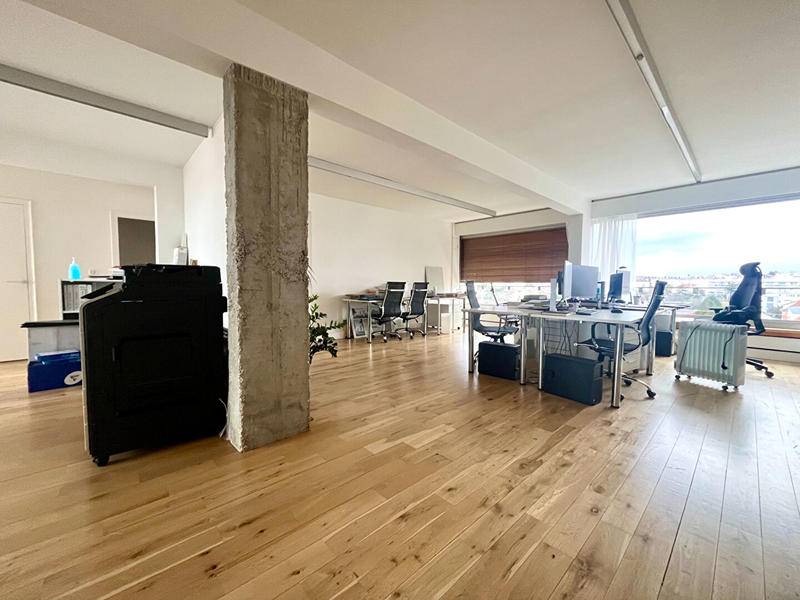 Appartement - 110 m² - 4 pièces