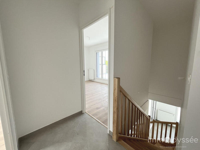 Appartement - 100 m² - 4 pièces