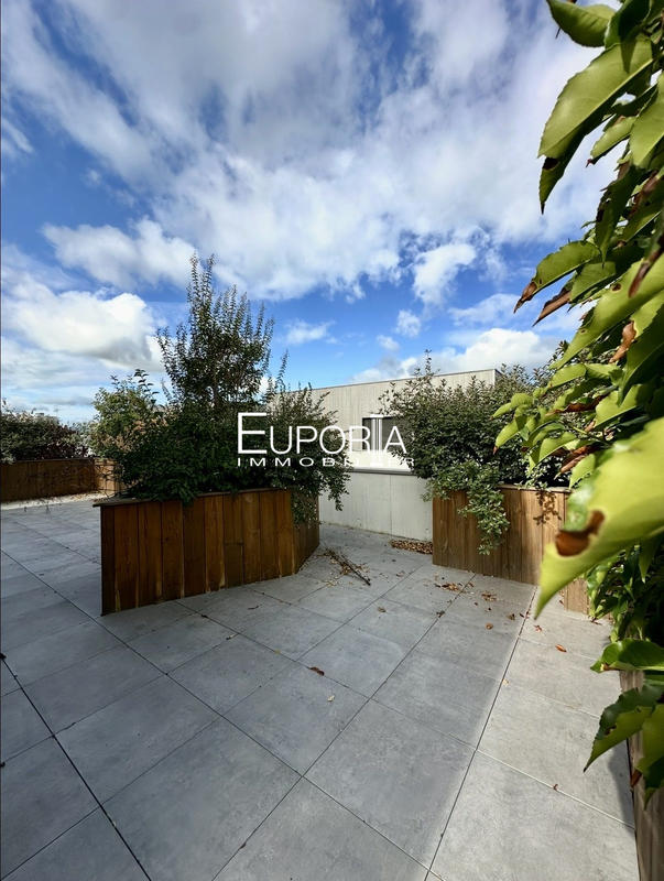 Appartement - 121 m² - 5 pièces