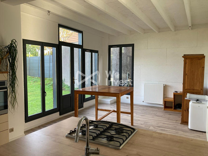 Maison - 208 m² - 8 pièces