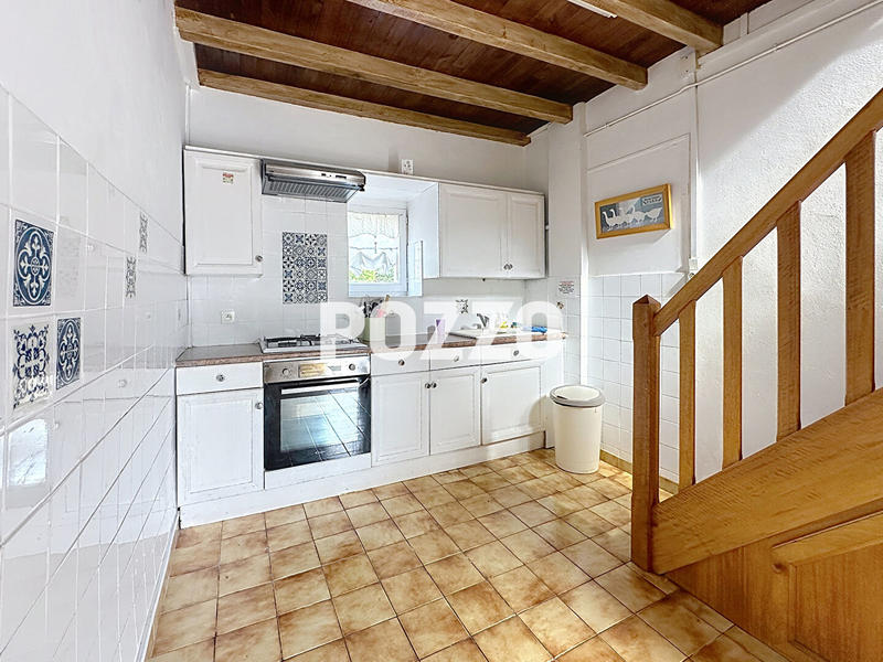 Maison - 322 m² - 16 pièces