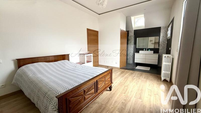 Maison - 195 m² - 6 pièces