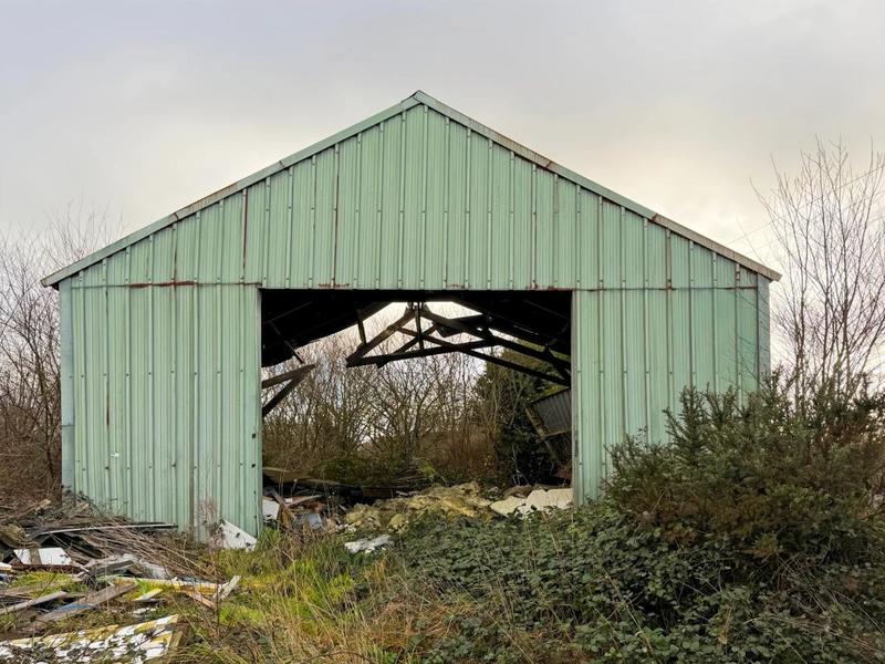 Maison - 250 m² - 6 pièces