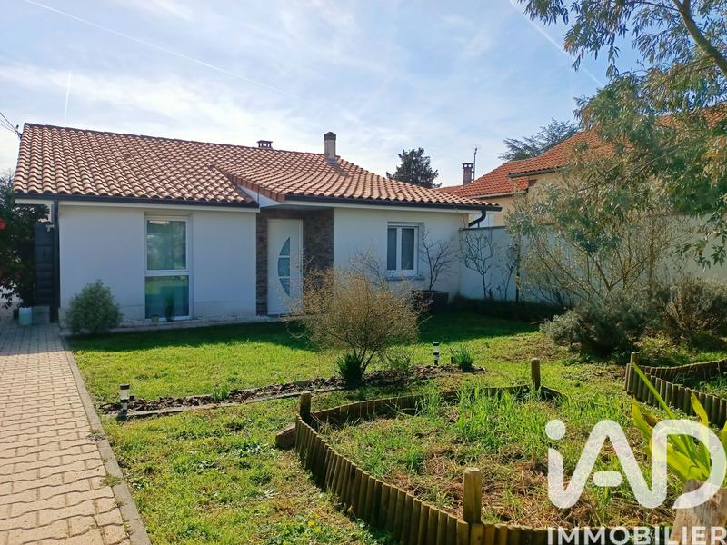 Maison - 97 m² - 4 pièces