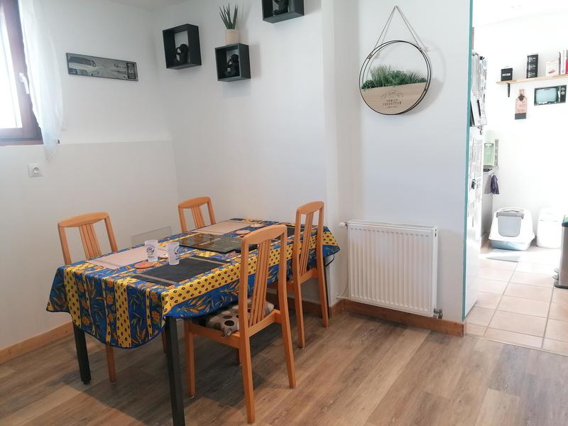 Appartement - 95 m² - 7 pièces