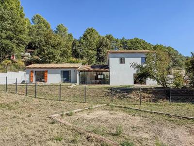 Maison - 168 m² - 7 pièces