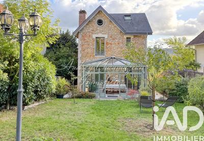 Maison - 134 m² - 5 pièces