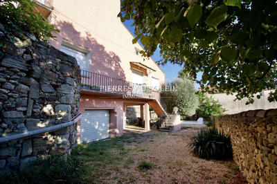 Maison - 103 m² - 4 pièces