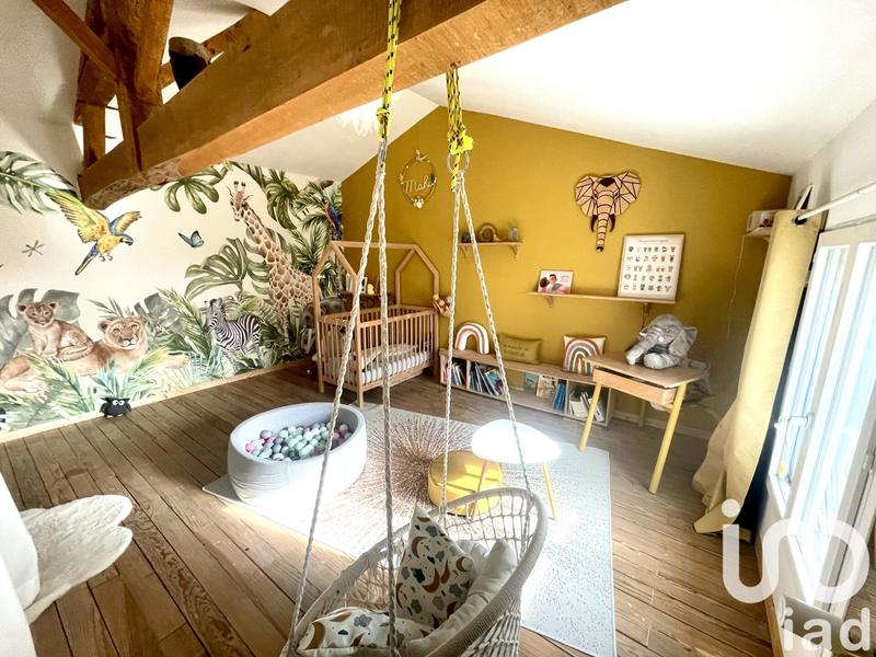 Maison - 248 m² - 10 pièces