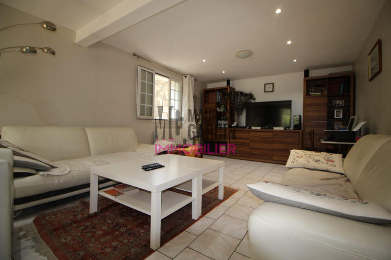 Maison - 151 m² - 6 pièces