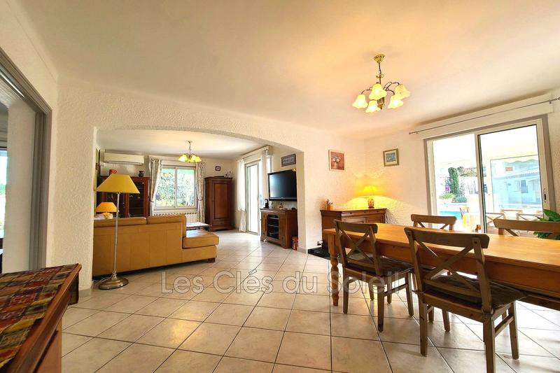 Maison - 228 m² - 7 pièces