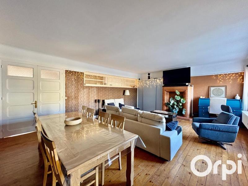 Appartement - 128 m² - 5 pièces