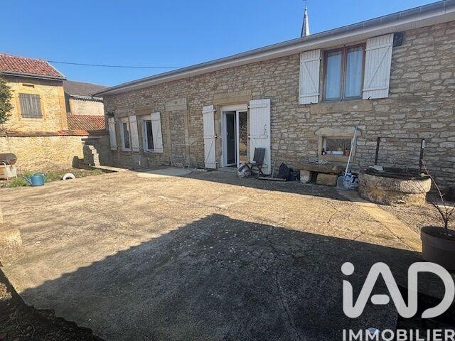 Maison - 227 m² - 5 pièces