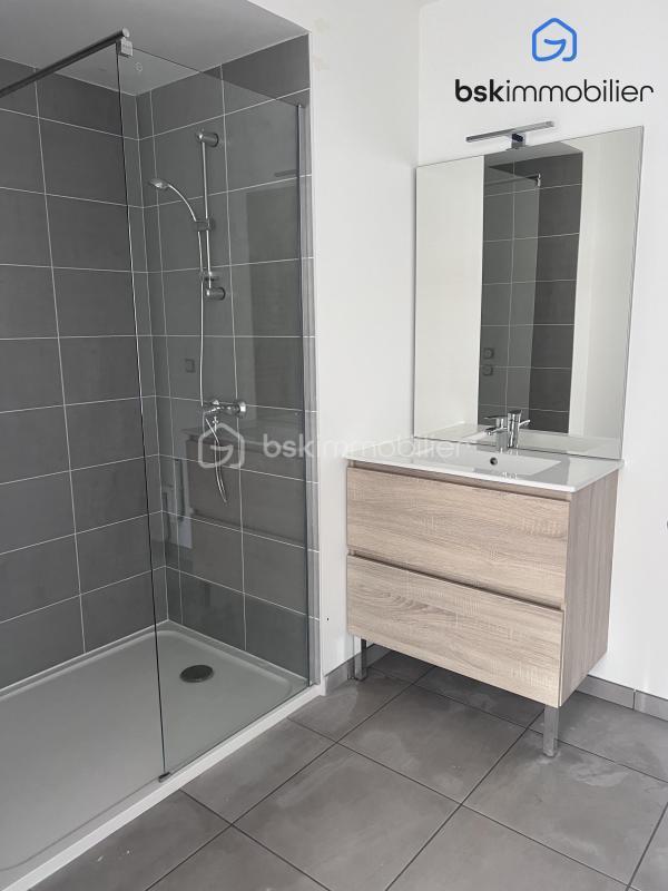 Appartement - 67 m² - 4 pièces