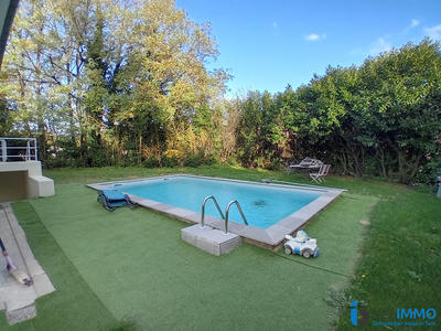 Maison traditionnelle - 133 m² - 5 pièces