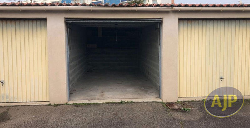 Parking - 16 m²