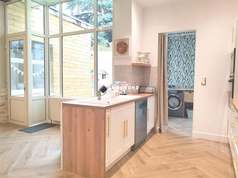 Maison - 151 m² - 5 pièces