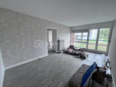 Appartement - 75 m² - 5 pièces