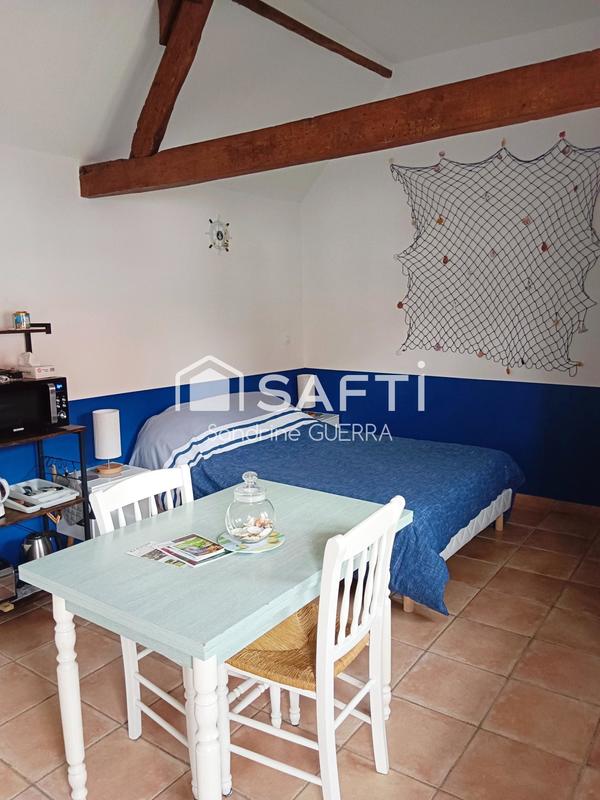 Maison - 262 m² - 12 pièces